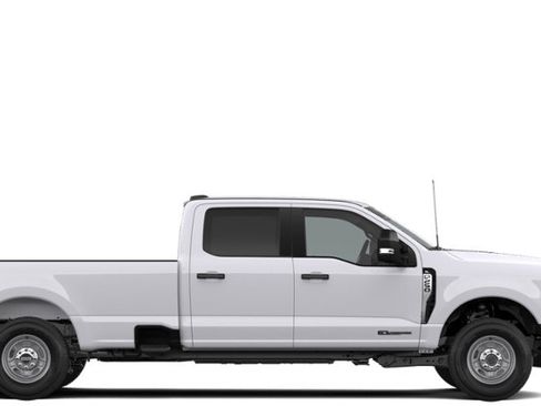 New 2026 Ford F250 XL w/ XL Chrome Package AWD/4WD image 27
