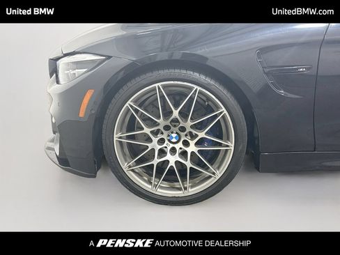 Used 2019 BMW M4 Coupe w/ Competition Package RWD image 9