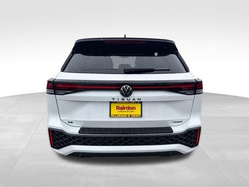 New 2026 Volkswagen Tiguan SE R-Line AWD/4WD image 6