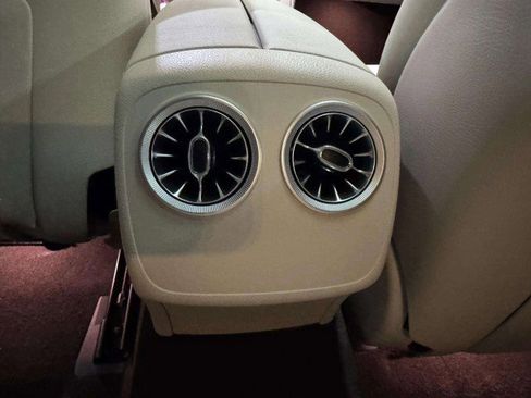 Used 2018 Mercedes-Benz E 400 Coupe image 41