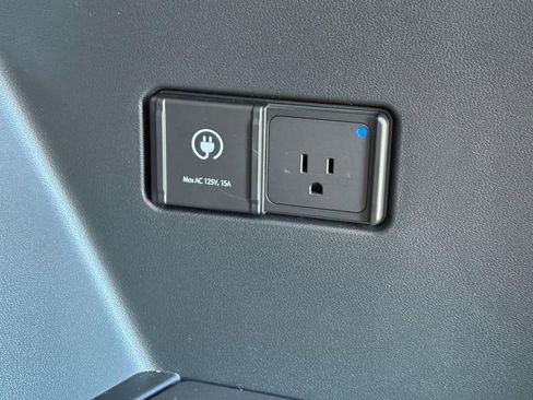 New 2026 Hyundai Ioniq 9 Limited w/ Tow & Go Package image 41