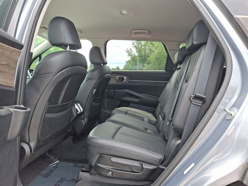 Used 2022 Kia Sorento S AWD/4WD image 10
