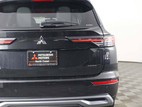 New 2025 Mitsubishi Outlander AWD image 20