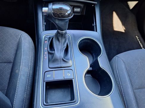 Used 2016 Kia Sorento LX w/ LX Convenience Package image 17