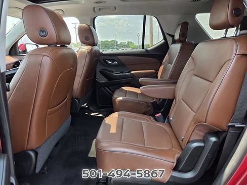 Used 2018 Chevrolet Traverse High Country AWD/4WD image 13