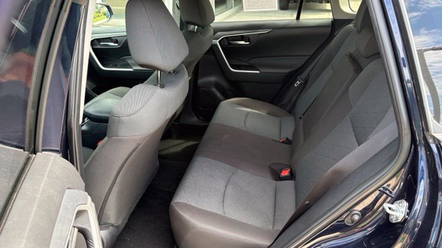 Used 2025 Toyota RAV4 XLE AWD/4WD image 22