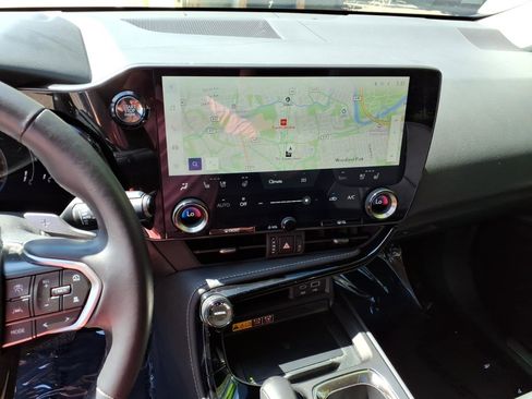Used 2025 Lexus NX 350 AWD w/ Accessory Package (2T) image 9
