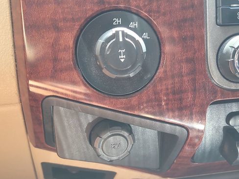 Used 2011 Ford F350 King Ranch w/ King Ranch w/Chrome Pkg AWD/4WD image 28