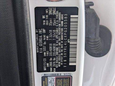 Used 2023 Kia Sorento S w/ Panoramic Sunroof Package FWD image 27