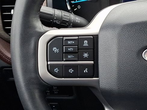 Certified 2024 Ford Expedition Limited image 23