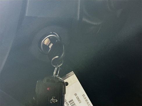 Used 2019 Chevrolet Silverado 1500 Custom Trail Boss w/ Custom Convenience Package image 26