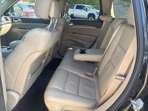 Used 2014 Jeep Grand Cherokee Limited w/ Trailer Tow Group IV AWD/4WD image 24