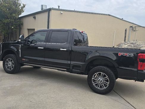 Used 2024 Ford F250 Limited w/ FX4 Off-Road Package AWD/4WD image 2