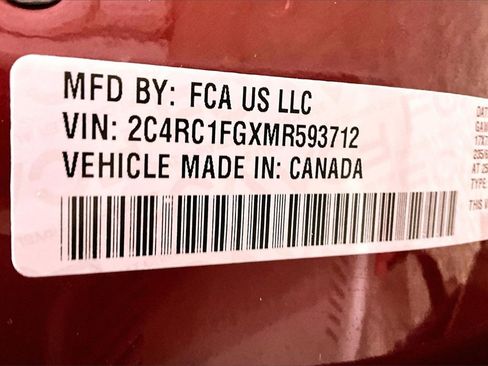 Used 2021 Chrysler Pacifica Touring image 19