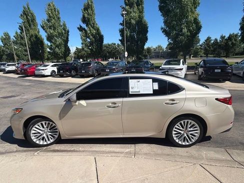 Used 2018 Lexus ES 350 w/ Luxury Package w/Wood Trim FWD image 4