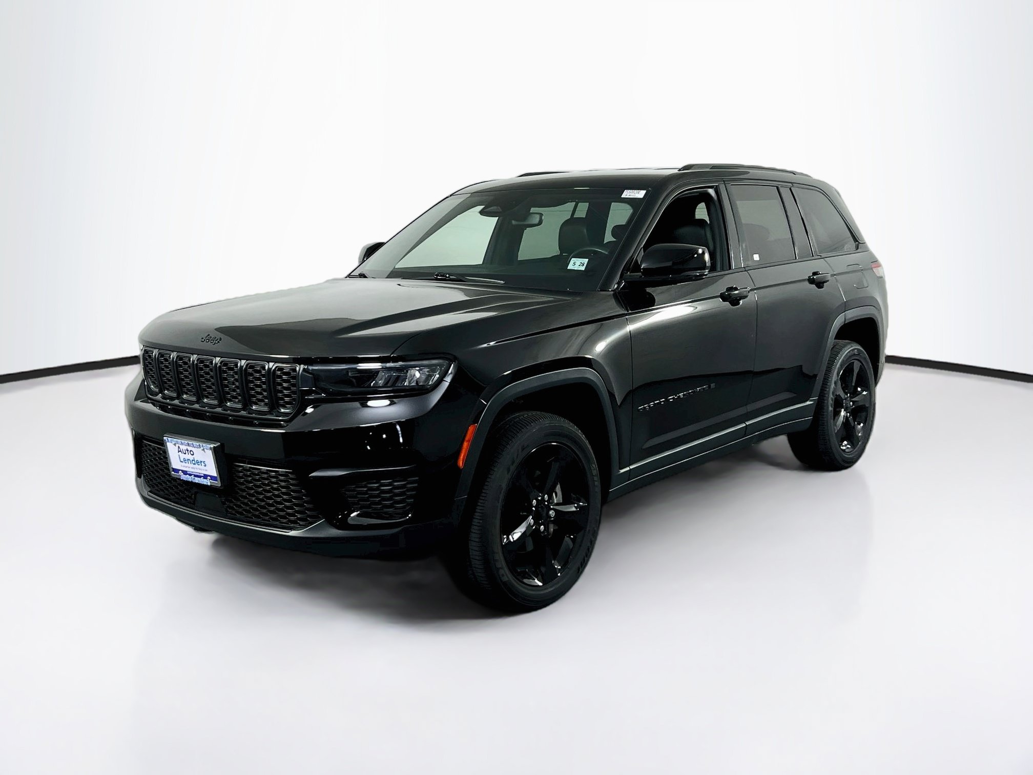 Used 2023 Jeep Grand Cherokee Altitude AWD/4WD image 1