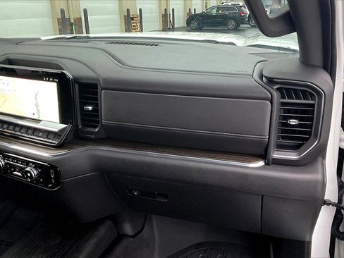 Used 2023 GMC Sierra 1500 Elevation image 17