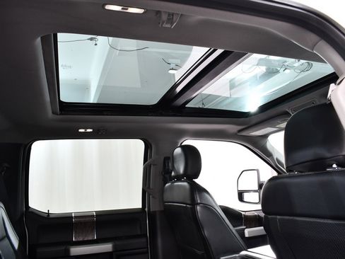 Used 2018 Ford F350 Lariat w/ Lariat Ultimate Package image 18