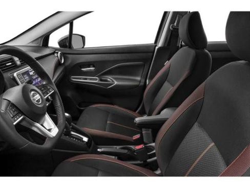 Used 2022 Nissan Versa SR FWD image 12