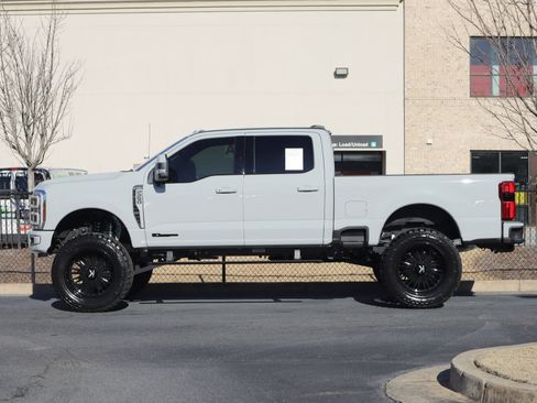 Used 2026 Ford F250 Platinum w/ Platinum Plus Package AWD/4WD image 5