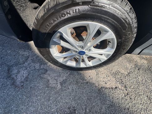 Used 2017 Ford Escape S FWD image 27