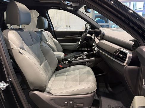 Used 2024 Kia Telluride SX X-Line image 37