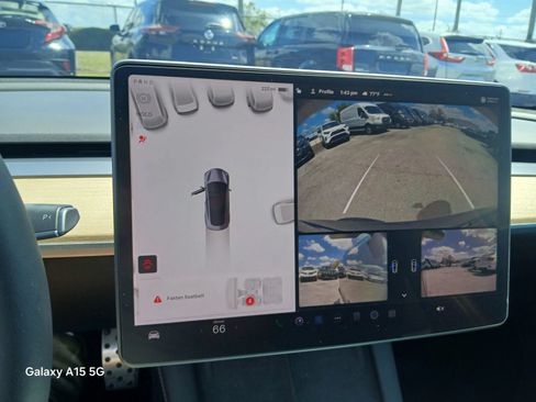 Used 2022 Tesla Model 3 Long Range AWD/4WD image 30