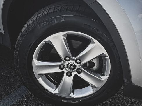 Used 2015 Toyota RAV4 XLE FWD image 28