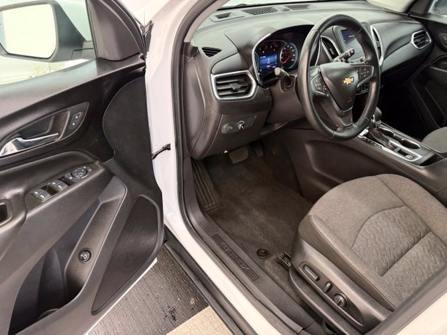 Used 2024 Chevrolet Equinox LT FWD image 31