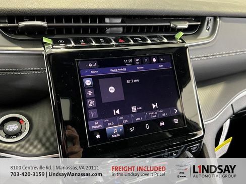 New 2025 Jeep Grand Cherokee Laredo w/ Luxury Tech Group I image 29