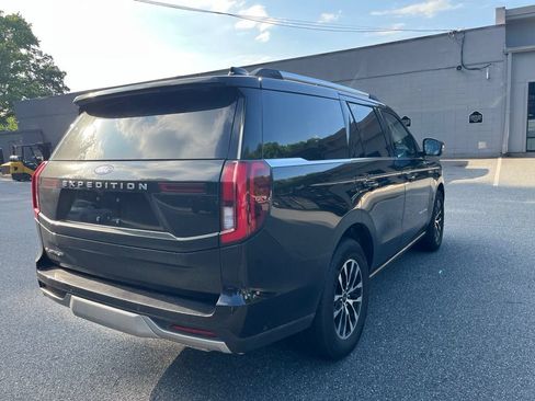 Used 2025 Ford Expedition Platinum AWD/4WD image 22