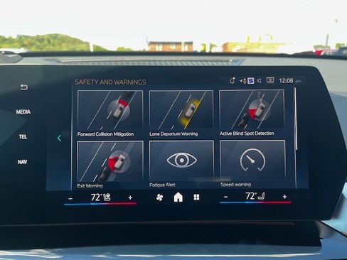 New 2026 BMW X1 xDrive28i w/ Technology Package image 16