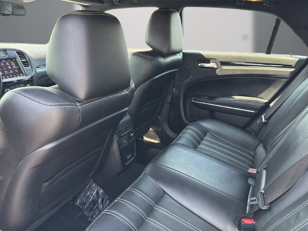 Used 2022 Chrysler 300 S RWD image 14
