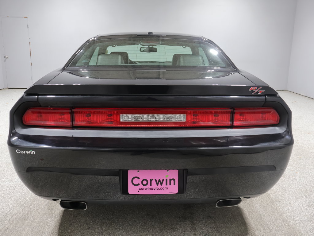 Used 2009 Dodge Challenger R/T RWD image 3