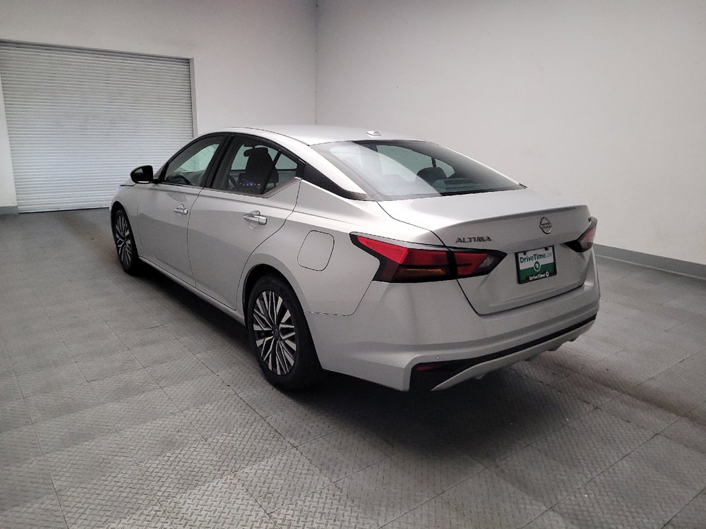 Used 2023 Nissan Altima 2.5 SV FWD image 5