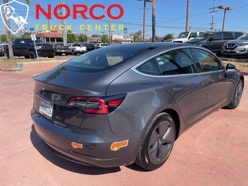Used 2020 Tesla Model 3 Standard Range Plus image 8