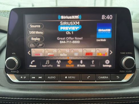 Used 2021 Nissan Rogue SV image 32