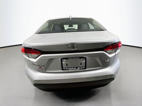 Used 2025 Toyota Corolla LE FWD image 6