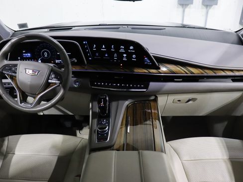 Certified 2022 Cadillac Escalade ESV Sport Platinum image 32