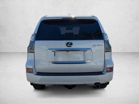 Used 2022 Lexus GX 460 Premium image 6