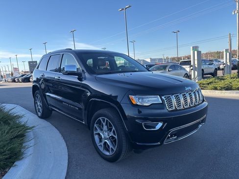 Used 2021 Jeep Grand Cherokee Overland image 3