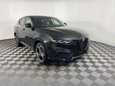 New 2026 Alfa Romeo Tonale w/ Quick Order Package 23H Volce image 4