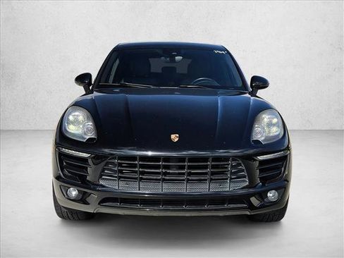 Used 2017 Porsche Macan AWD/4WD image 2