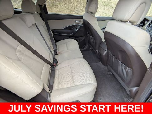Used 2019 Hyundai Santa Fe XL SE FWD image 16
