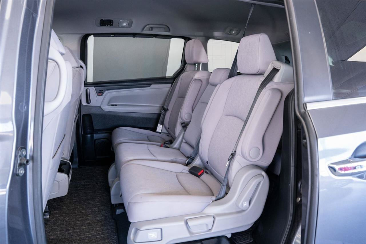 Used 2023 Honda Odyssey EX image 18