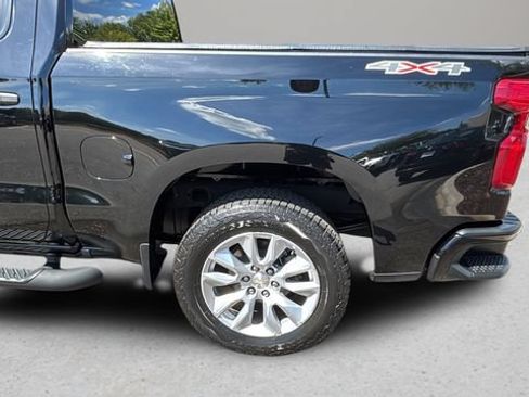 Used 2022 Chevrolet Silverado 1500 Custom w/ Safety Confidence Package AWD/4WD image 36