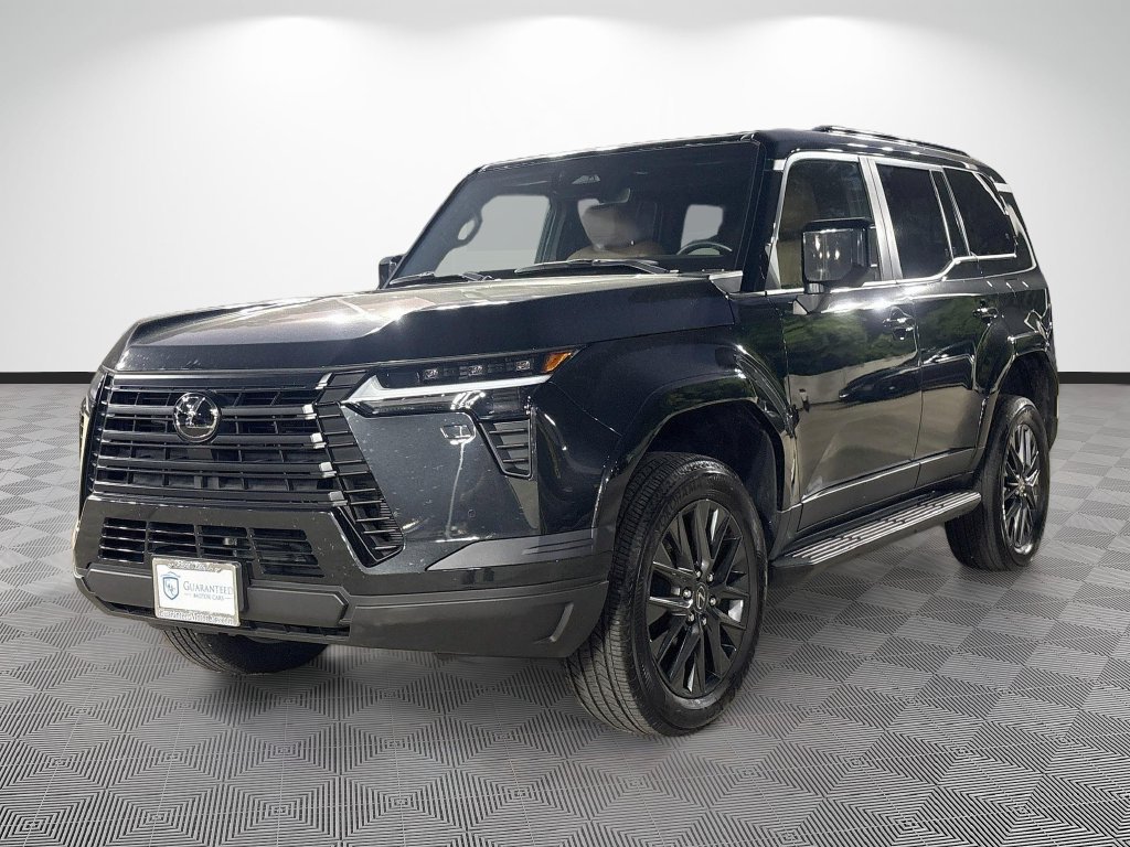 Used 2024 Lexus GX 550 w/ Cold Area Package AWD/4WD image 3