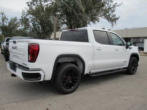 New 2026 GMC Sierra 1500 Elevation image 7