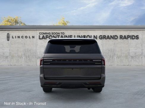 New 2026 Lincoln Navigator L Black Label AWD/4WD image 5