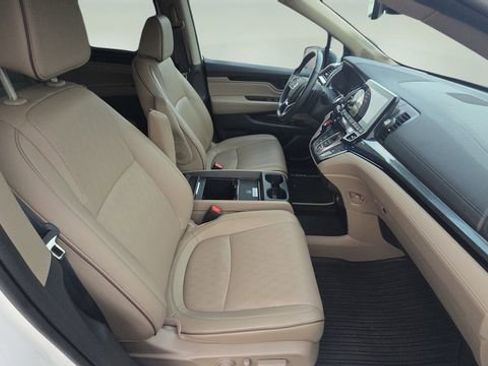 Used 2023 Honda Odyssey Elite image 25